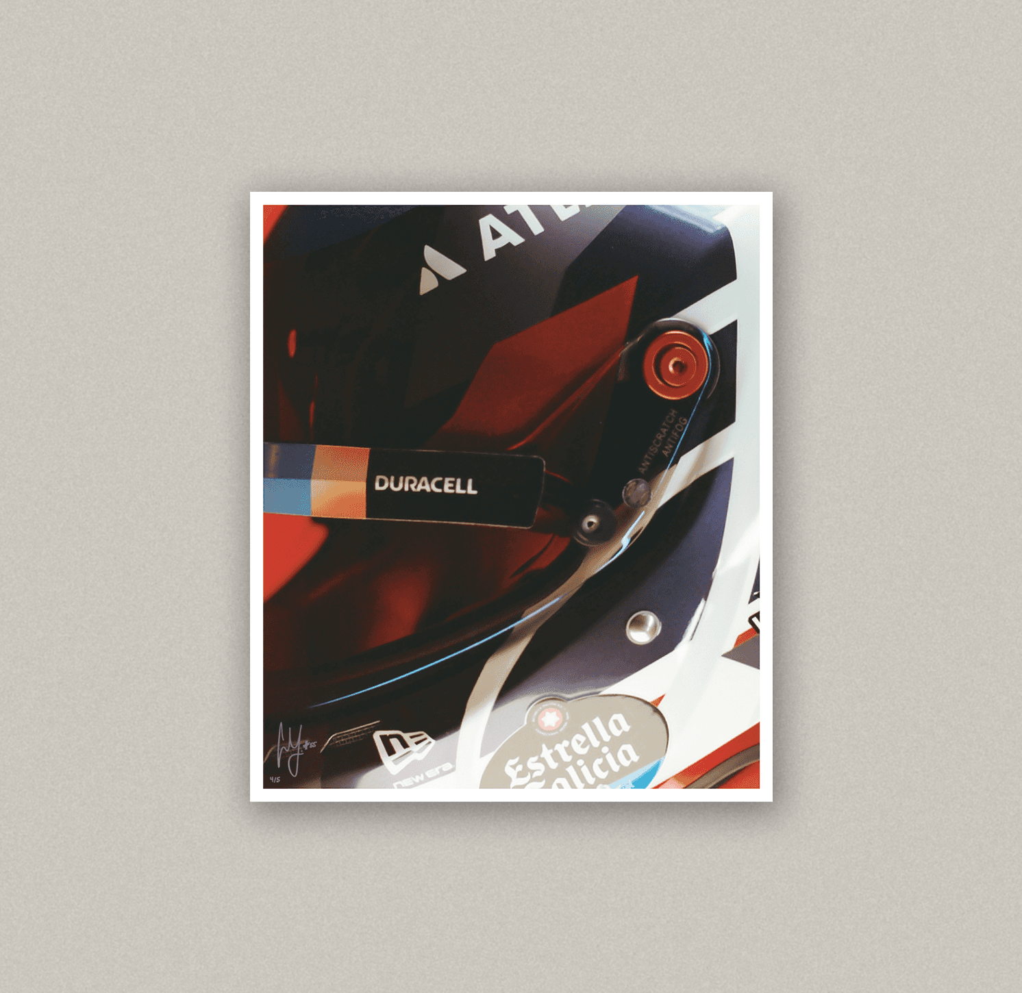 Póster Miami de la visera - Miami_poster_of_Helmet_visor_from_Fifty_Five-6_e3402423-5ca9-40bc-bbca-3de699651784