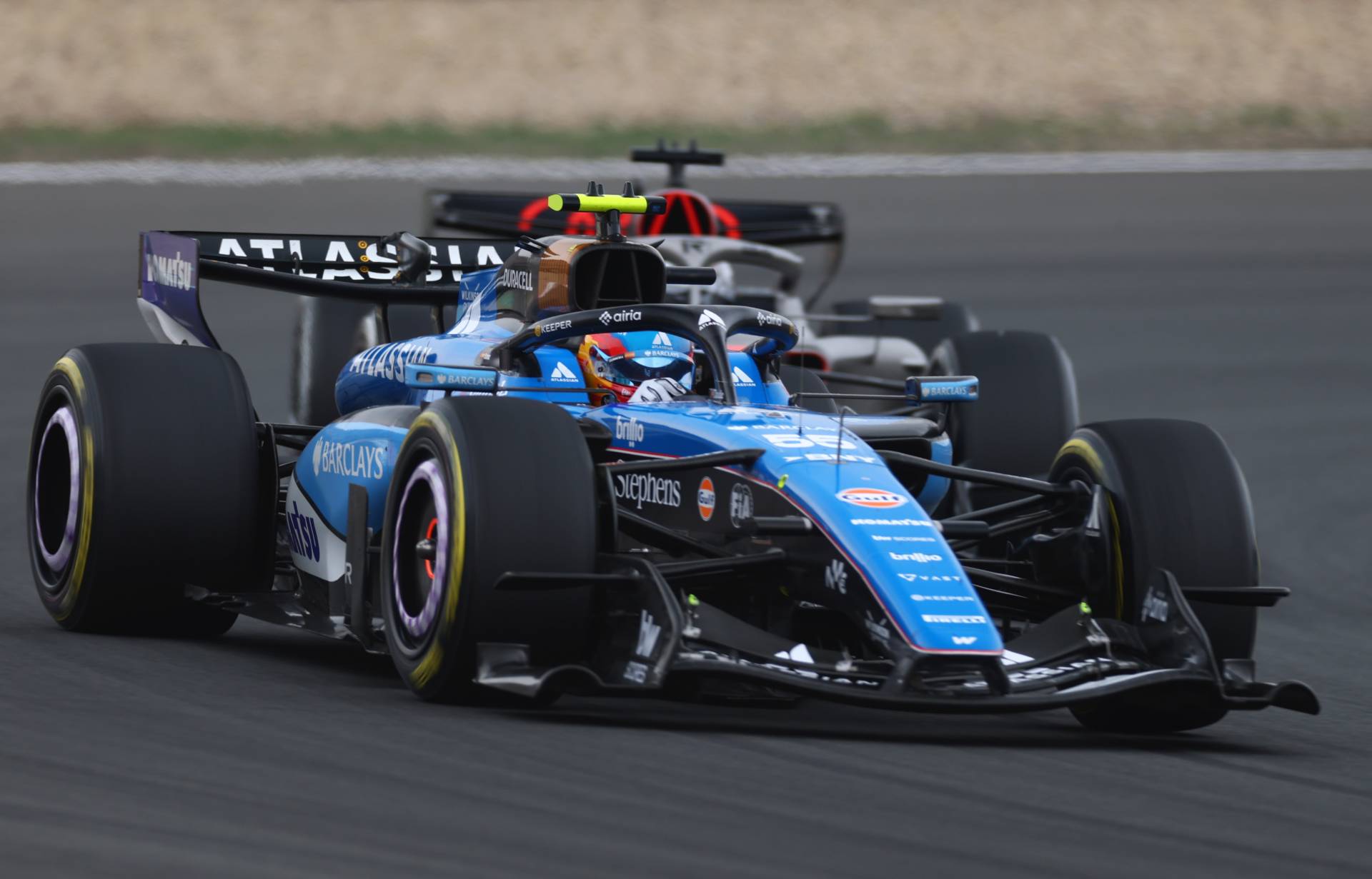 Carlos Sainz suma dos puntos muy valiosos en el GP de China